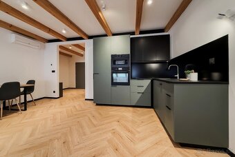 Exkluzívny 2izbový mezonet v meštianskom dome,Hviezdoslavova - 5