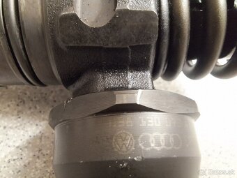 Predám 2ks vstreky  značky Bosch, 038130073AG - 5