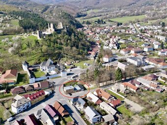 Penzión na námestí s vlatným barom a nenahraditeľný… - 5