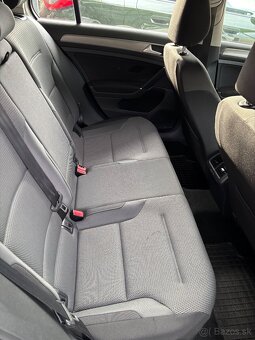 Predám VW golf 7 - 5