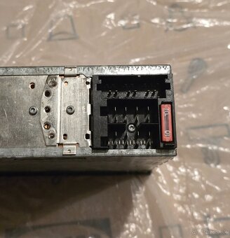 Predám rádio Mercedes-Benz, pochádza z w210 - 5