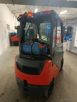 Vysokozdvižný vozík Toyota 02-8FGF18 pozicioner - 5