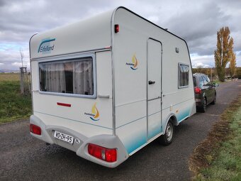 Eifelland E350-extra lehký, spaní pro 4, předstan - 5