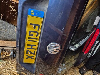 Kufor VW Passat B7 - 5