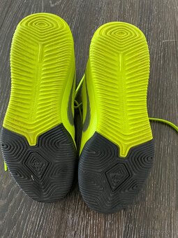Nike 32 - 5