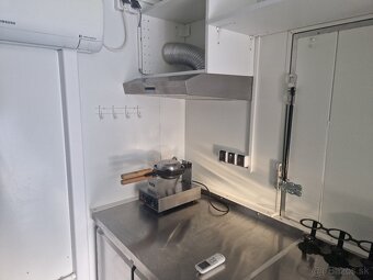 Foodtruck - skoro nový - 5