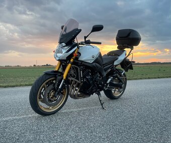 Yamaha - 5