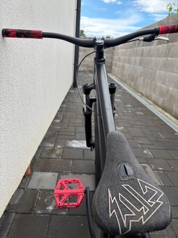 CTM DIRTKING matná čierna 2019 - 5
