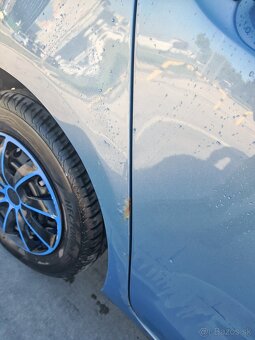 YARIS 1.0 B 5D - 5