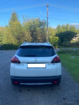 Peugeot 2008 - 5