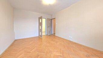 Kompletne zrekonštruovaný byt s výhľadom na Biele Karpaty - 5