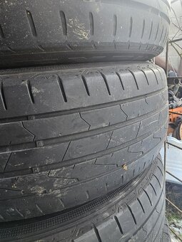 Predam elektrony 195 65 r15 - 5