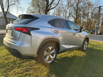 Lexus NX 300h hybrid 4x4 - 5
