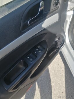 Predám Škoda Octavia 4x4, 1,6 TDI - 5