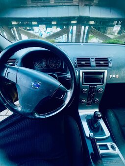 VOLVO S40 - 5