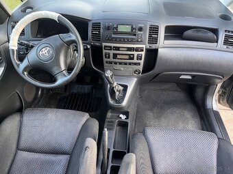 Toyota Corolla Verso 2,0 diesel, 66kW, MT5, r.v. 2002 - 5