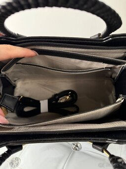 love moschino kabelka cierna - 5