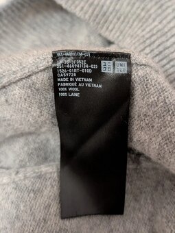V-Neck Cardigan UNIQLO šedý kardigan Premium Lambswool - 5
