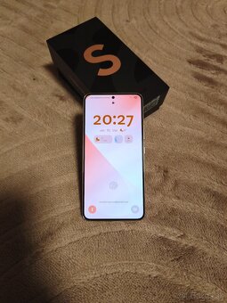 Samsung S22 - 5