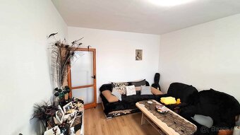 EXKLUZÍVNY PREDAJ-Prerobený 3 izb.byt s loggiou v KN - 5