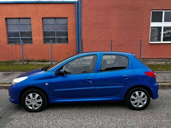Peugeot 206+ 1.1 44kw - 5