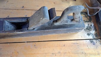 VELIKÝ HOBLÍK. - 5