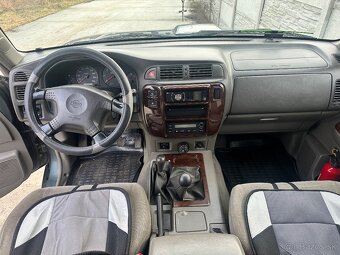 Nissan Patrol  3.0L - 5