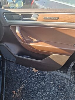 Rozpredam touareg 4.2 tdi - 5