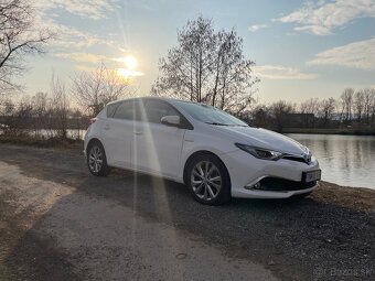 Toyota Auris hybrid 1.8 CVT Automat - 5
