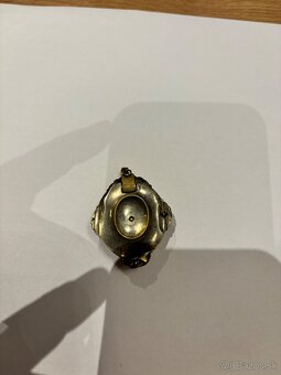 Zlatý prívesok - 5