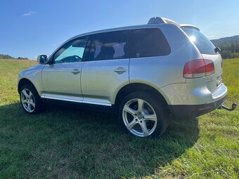 Volkswagen Touareg - 5