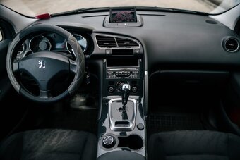 Peugeot 3008 1.6 e-HDi AT6 - 5