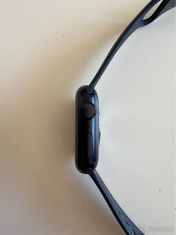 Predám Apple Watch 7 41mm - 5