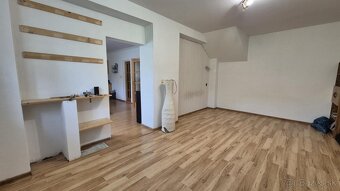 Prenajom kancelarie-priestoru na podnikanie - 5