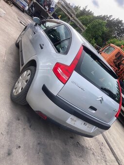 Rozpredam Citroen c4 1.4i 65kw - 5