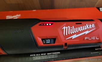 Milwaukee M12FMT-0 - 5