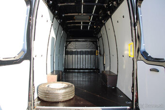 Dodávka Iveco Daily 35S 18HA 8V, 2.3, 129kW, r.v. 2023 AT/8 - 5
