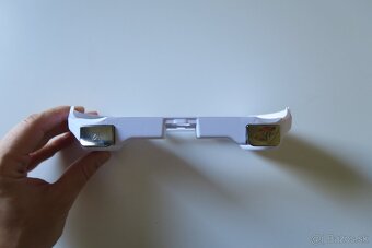 PS VITA 2000 GRIP - 5