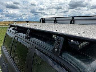 NISSAN PATROL GR Y61 - 5