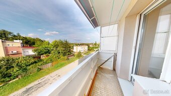 PRIESTRANNÝ 4 - izbový byt s dvoma balkónmi Horné Obdokovce - 5