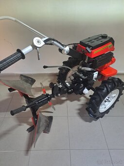 Predám malotraktor AGZAT - 5