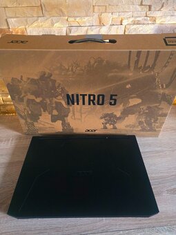 Acer Nitro 17" QHD/ i7 / RTX 3070 8GB/ 16GB DDR4/ 1TB SSD - 5