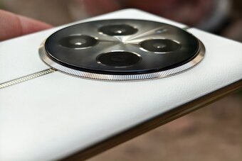 Smartfón Realme 12 Pro+ 5G (12GB RAM, 512GB ROM), béžová - 5