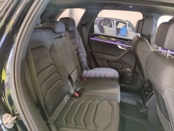 Volkswagen Touareg R-Line. - 5