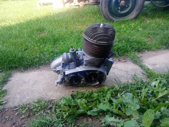 Motor jawa 250/353 - 5
