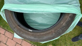 Pneumatiky 255/45 R19 w104 - 5