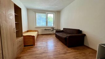 Na predaj: 2 izbový byt v širšom centre Piešťan - 5