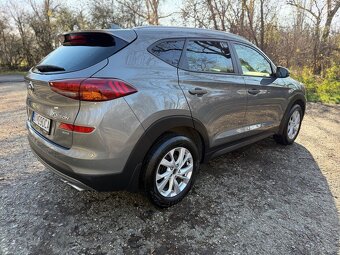 Hyundai Tucson 1.6 CRDi 136 Smart 4x4 - 5