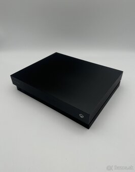 Xbox One X Scorpio Edition 1TB Black + ZÁRUKA - 5