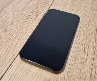 Apple iphone 16 pro max 256gb čierny titan - 5